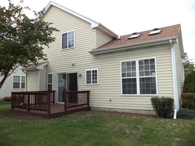 Building Photo - 1201 Darnell Dr