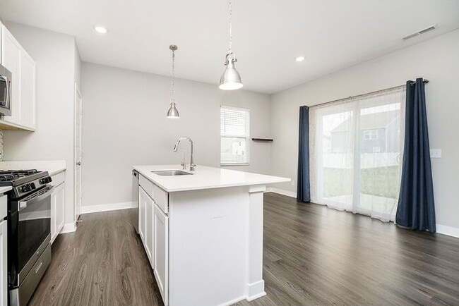 Building Photo - The Perfect Home, Meeting All Your Needs!