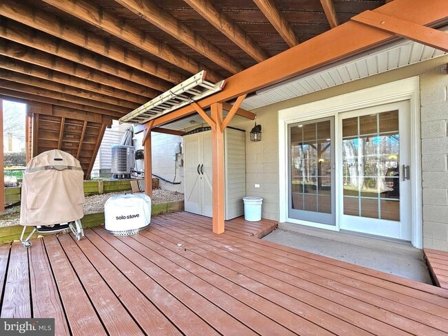 Building Photo - 11930 Cotton Mill Dr