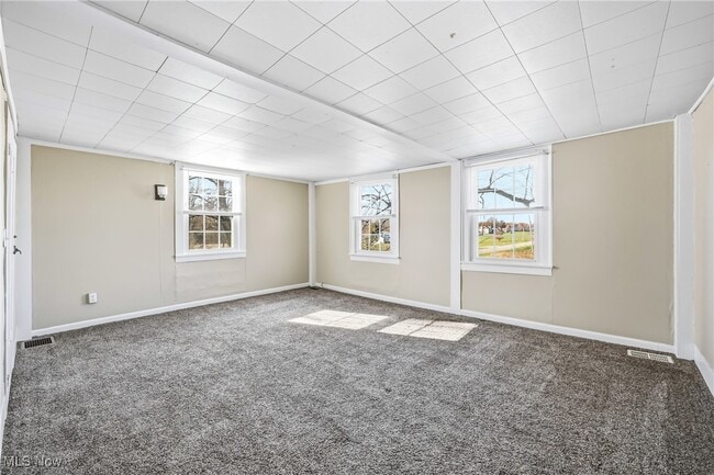 Building Photo - 12192 Leffingwell Rd