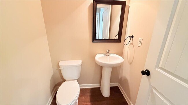 Building Photo - 2755 Morgan Glen Rd NE