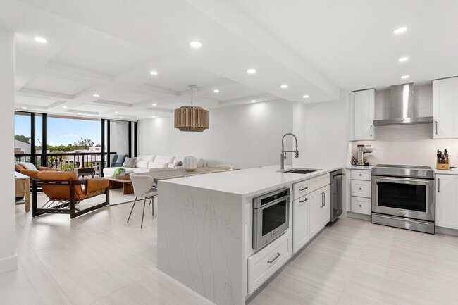 Building Photo - 4748 S Ocean Blvd