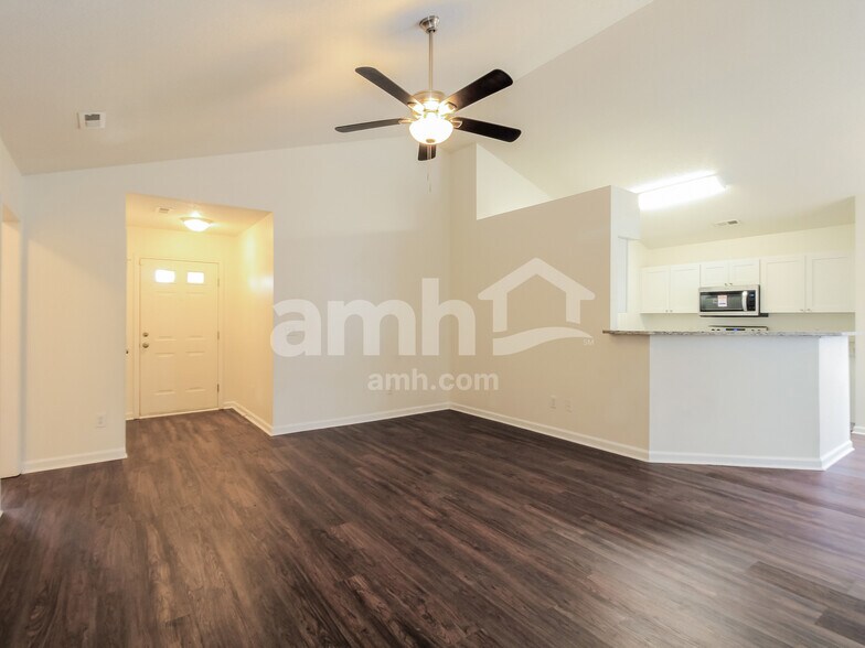 Building Photo - 7262 Copperfield Ct