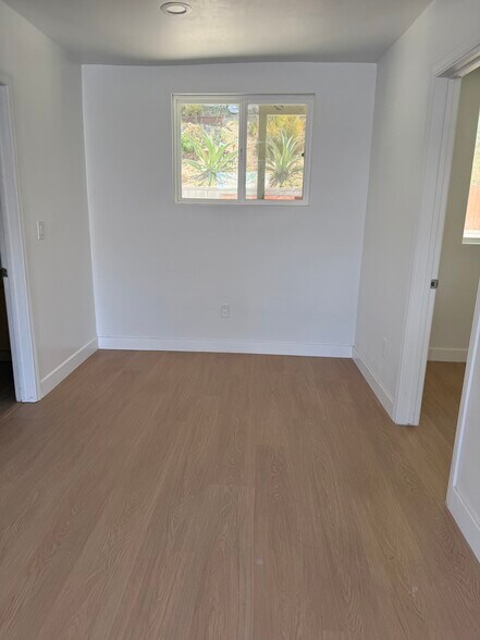 Building Photo - 456 S Bernal Ave