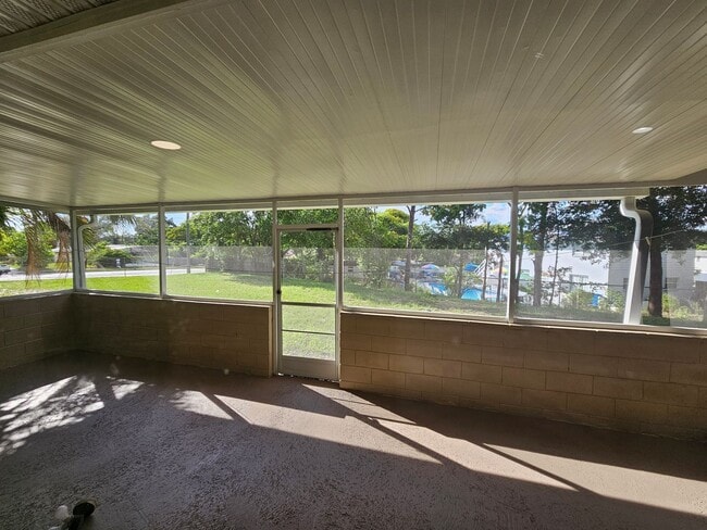 Building Photo - Coming Soon ~ Wonderfully Renovated 4-Bedroom, 2-Bath Home in Bel Aire Woods, Orlando