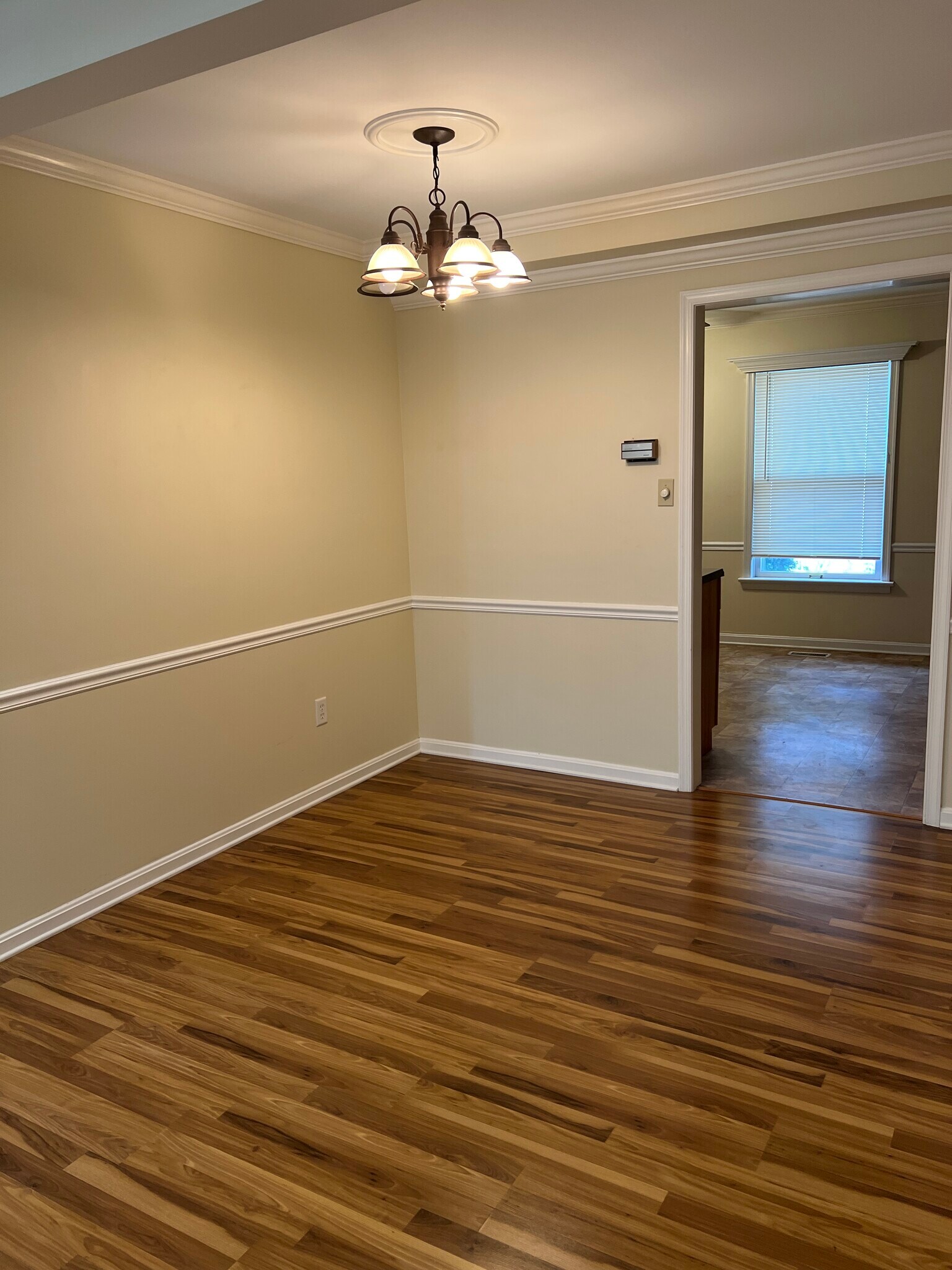 Building Photo - 782 Allenview Dr