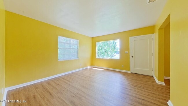 Building Photo - 1750 Lawson Rd