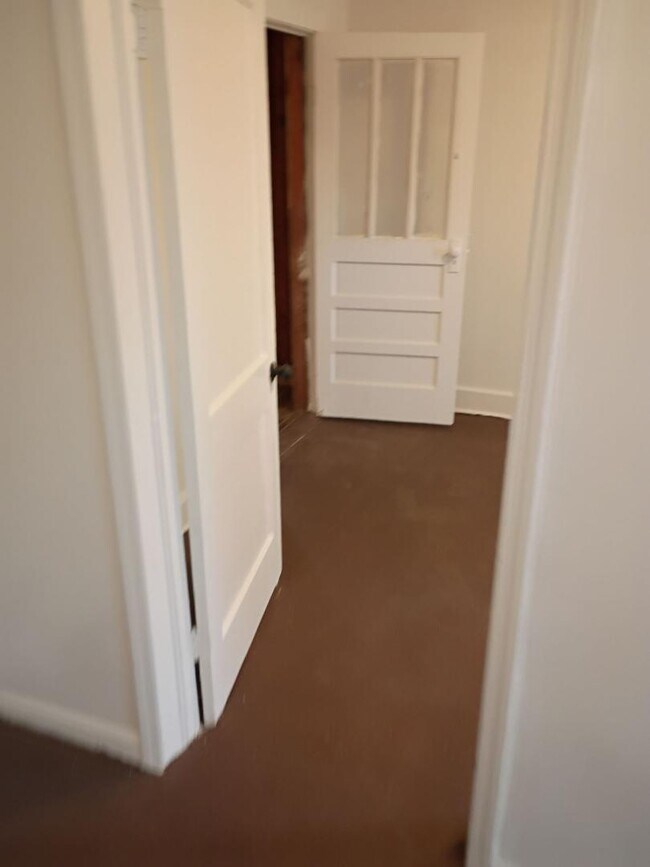 Building Photo - 1042 E Peachtree St