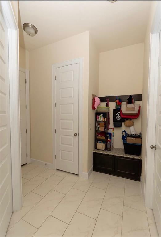 Building Photo - 348 Cross Timbers Dr