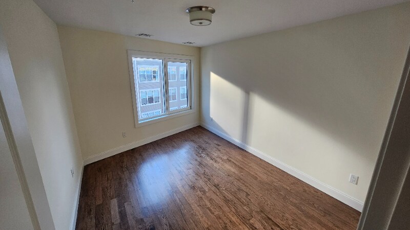 Building Photo - 115 Bruen St