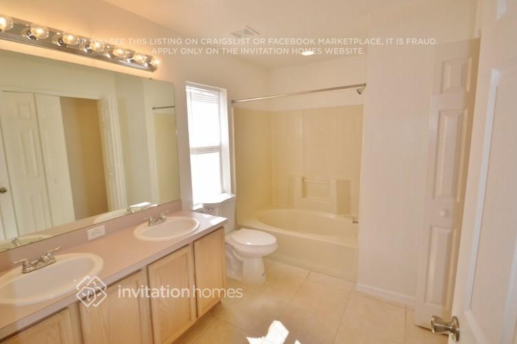 Building Photo - 936 Delano Ct