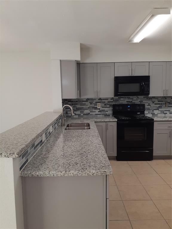 Building Photo - 14515 Wunderlich Dr