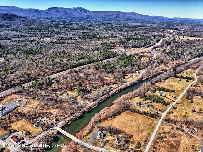 Building Photo - 101 Garcia Ln