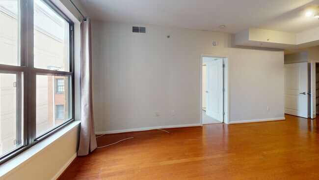 Building Photo - Logan Circle One Bedroom Plus Den W/Front Desk, Secured Entry, Pets Welcome, & More!