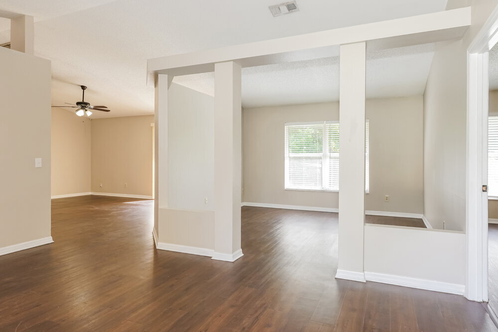 Building Photo - 1561 Ortega Ave