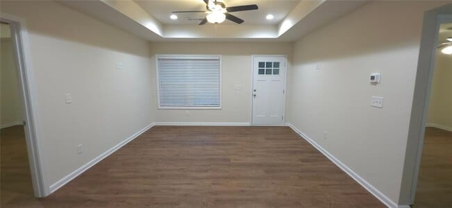 Building Photo - 635 Ben Higgins Rd