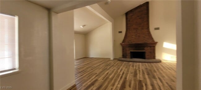 Building Photo - 7664 Angel Crest Cir