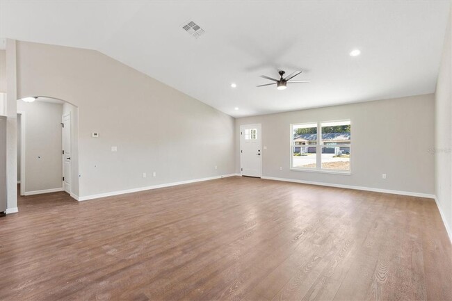 Building Photo - 202 Shannon Ln