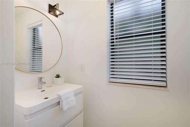 Building Photo - 6841 SW 130th Terrace