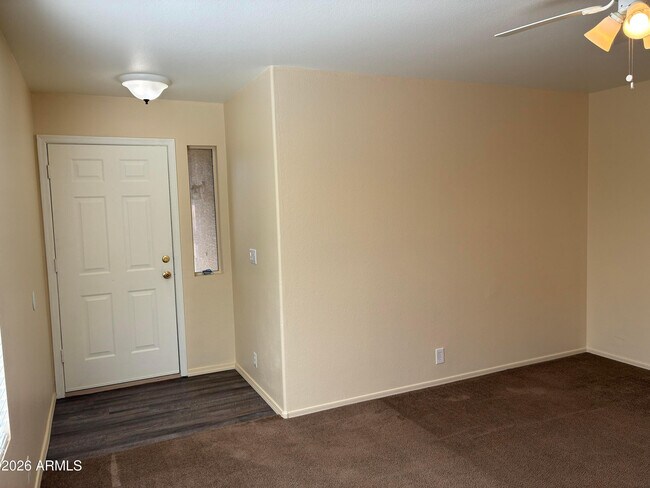 Building Photo - 16545 N 157th Ave