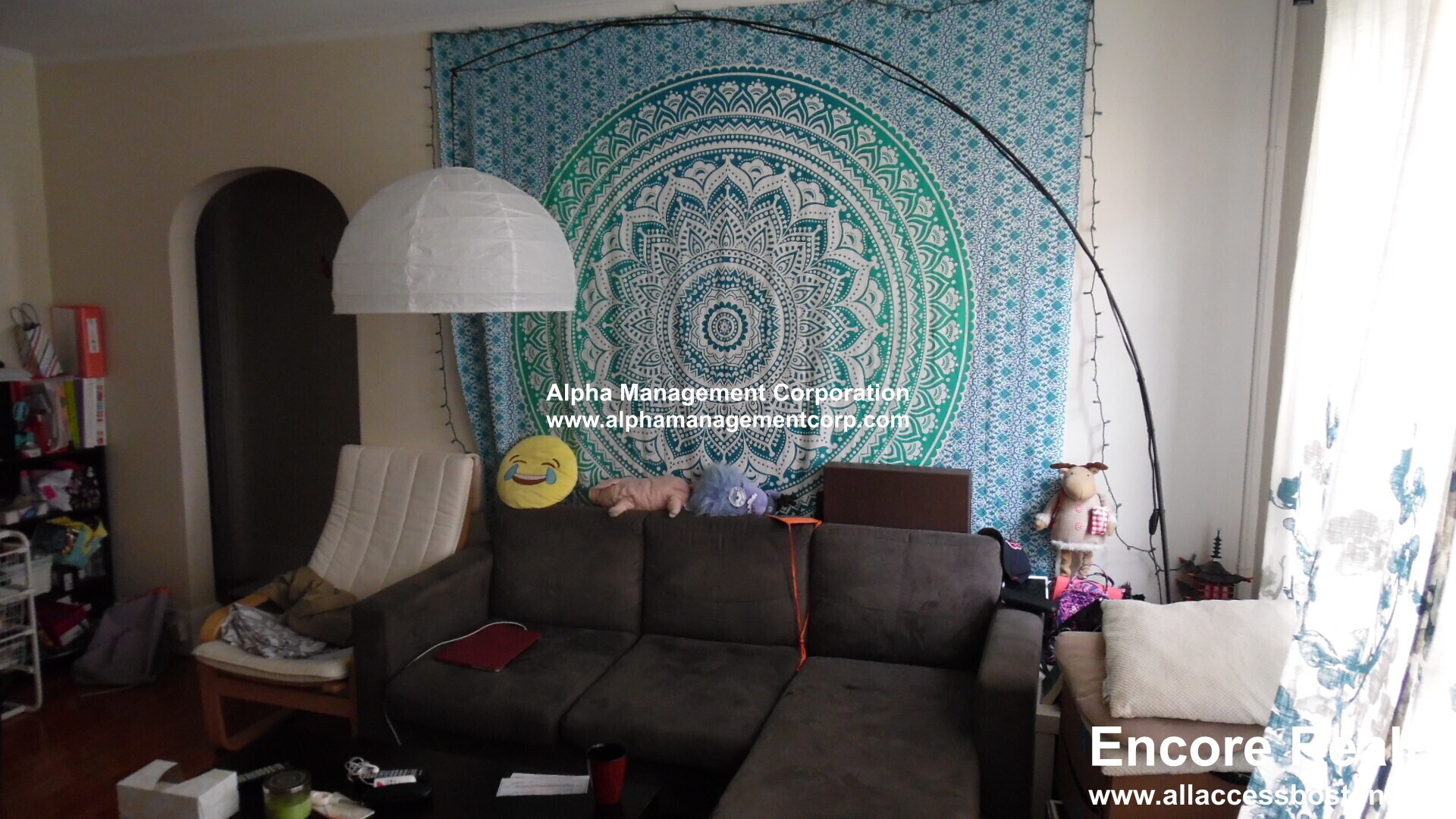 Building Photo - 349 Pleasant St