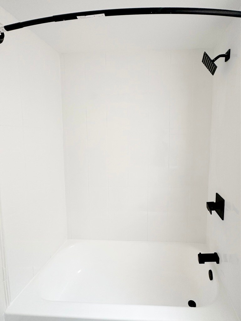 Building Photo - 4167 Botanical Ave