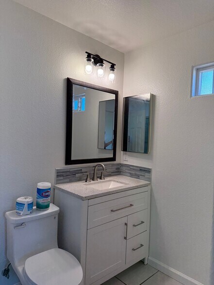 Building Photo - 2816 Scottsdale Dr