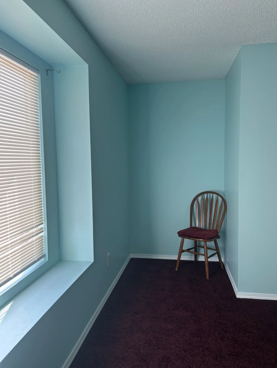 Building Photo - 1501 Coolcrest Dr