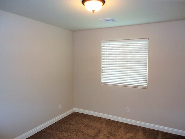 Building Photo - 3458 E Orchid Ln