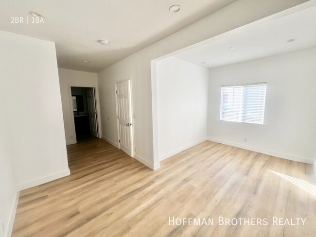 Building Photo - 1511 12th Ave