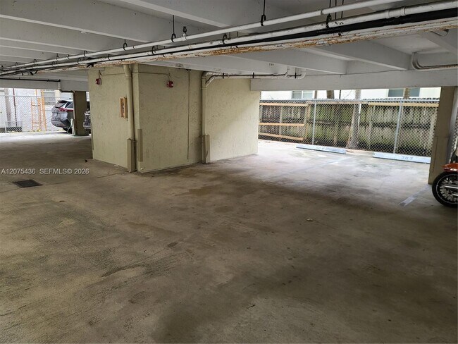 Building Photo - 1612 Jefferson Ave