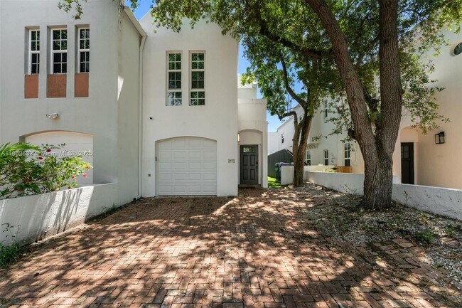 Primary Photo - 3125 Paola Dr
