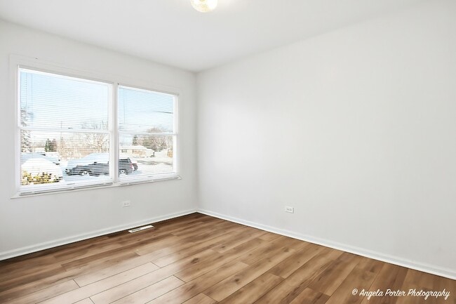 Building Photo - 829 Washington St