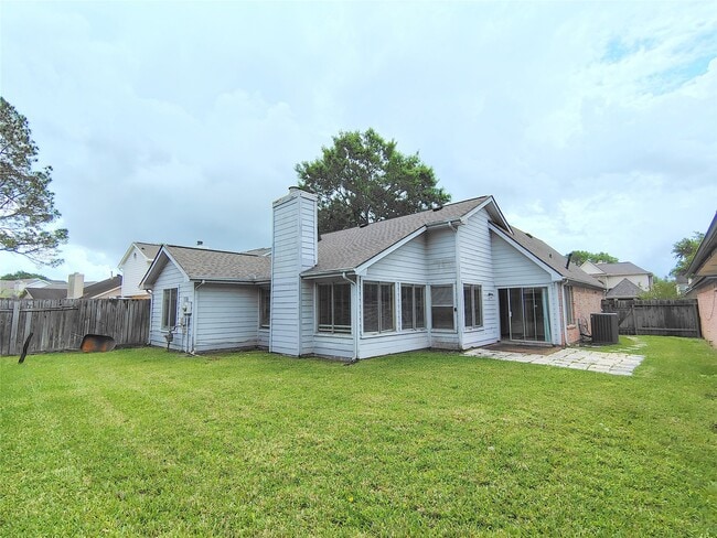 Building Photo - 4407 Waterfall Way