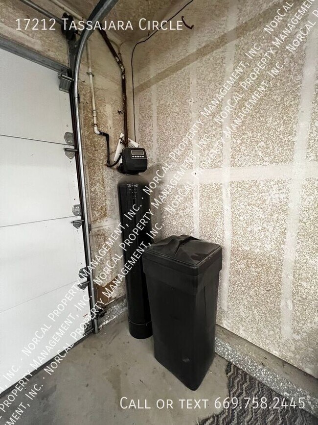 Building Photo - 17212 Tassajara Cir