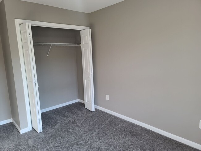 Building Photo - 3 Bedroom Townhouse for Rent in Waynesboro!