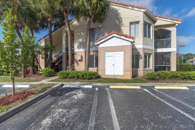 Building Photo - 815 Boynton Beach Blvd