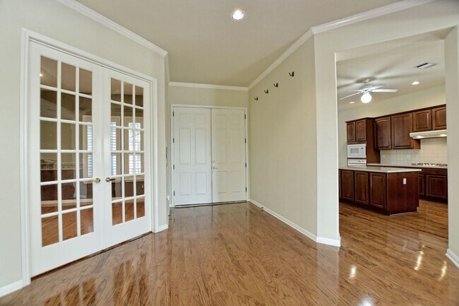 Building Photo - 125 Fox Home Ln