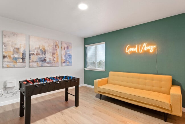 Building Photo - 313 Sweet Leaf Ln