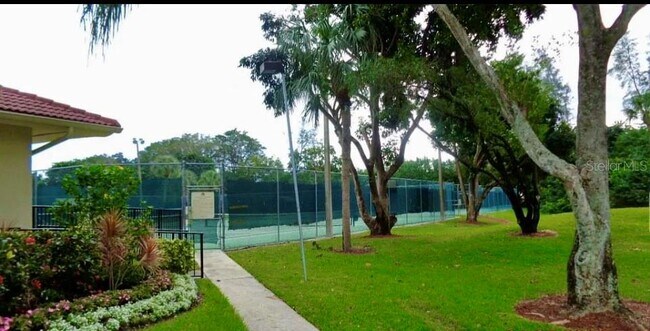 Building Photo - 8350 Mooring Cir