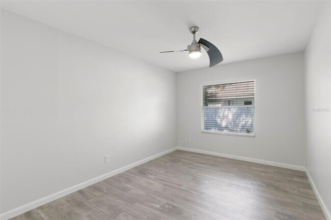 Building Photo - 1463 Brier Ct