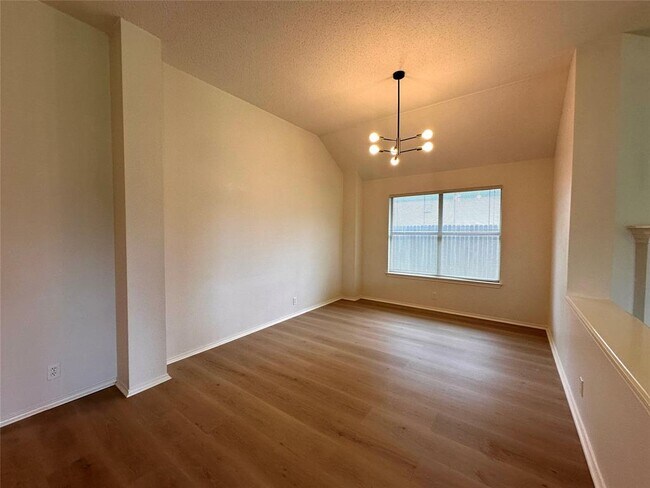Building Photo - 6708 Bancroft Woods Dr