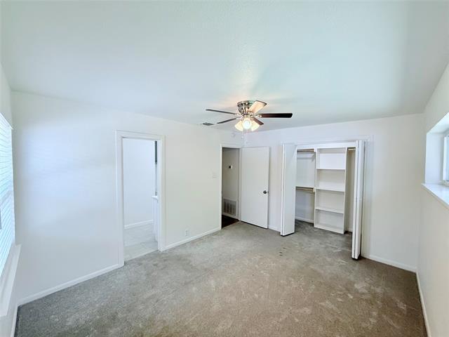 Building Photo - 1411 W Shields Dr