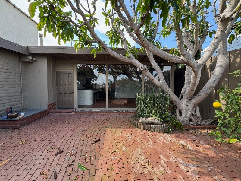 Building Photo - 1710 Harper Ave