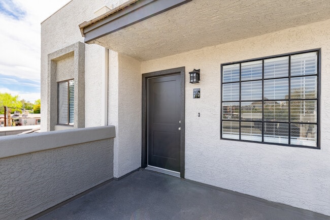 Building Photo - Roosevelt Park