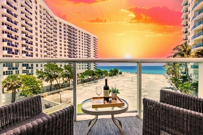 Building Photo - 3801 S Ocean Dr