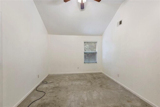 Building Photo - 9776 Ivey Ridge Cir