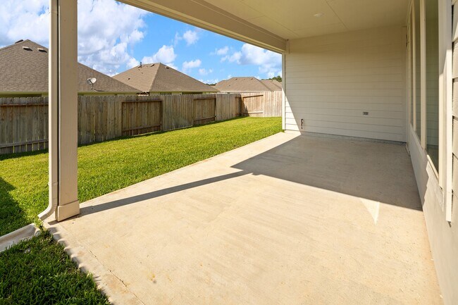 Building Photo - 1539 Oakdale Crest Rd