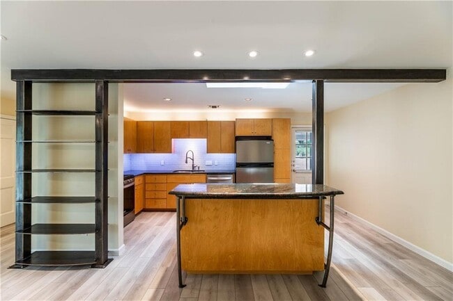 Building Photo - 1704 Emilie Ln