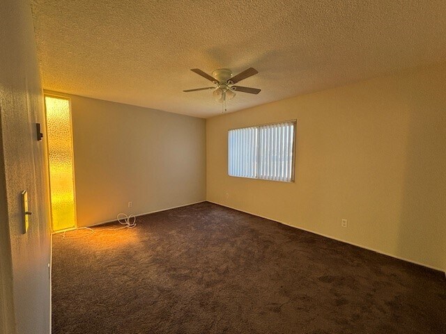Building Photo - 5502 Fernhill Cir
